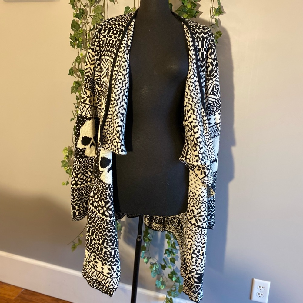 Iron Fist My Christmas Drape Sweater Skulls